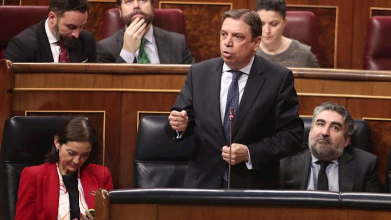 El ministro de Agricultura, Pesca y Alimentación, Luis Planas, responde a las preguntas durante la primera sesión de control al Gobierno en la XIV Legislatura, en el Congreso de los Diputados, en Madrid (España), a 12 de febrero de 2020. | Eduardo Parra - Europa Press ep el ministro de agricultura pesca y alimentacion luis planas responde a las preguntas durante la