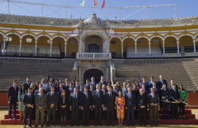 ep el rey felipe vi tras la entrega de los premios taurinos y universitarios de la real maestranza