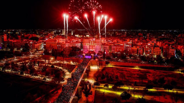 ep fuegos artificiales durante la crida 2023 en las torres de serranos