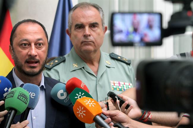 ep gomezcelis ygeneralbrigadala guardia civil manuel contreras