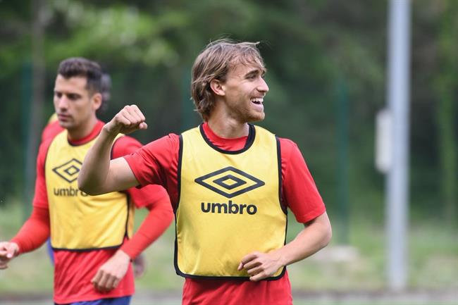 El jugador del Girona FC en un entrenamiento | GIRONA FC ep jugadorgirona fcun entrenamiento