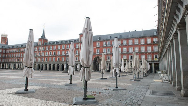 ep la centrica plaza mayor de madrid vacia y sin terrazas