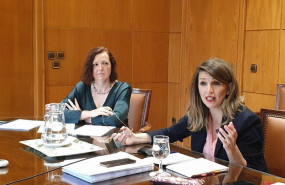 ep la ministra de trabajo y economia social yolanda diaz y la directora general de trabajo autonomo