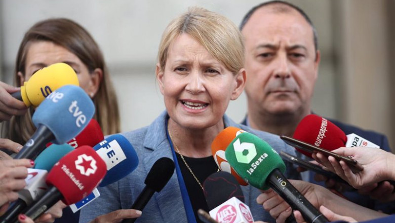ep la secretaria de politicas sociales empleo y seguridad social de ugt mari carmen barrera atiende ep la secretaria de politicas sociales empleo y seguridad social de ugt mari carmen barrera atiende