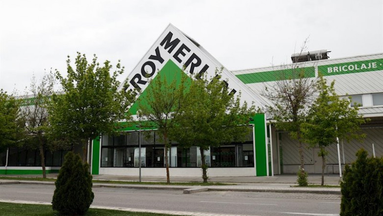 ep leroy merlin cerrado durante el jueves santo marcado por el confinamiento impuesto por el estado