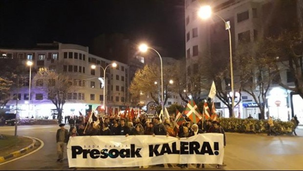 ep manifestacionpamplonafavorlos presoseta