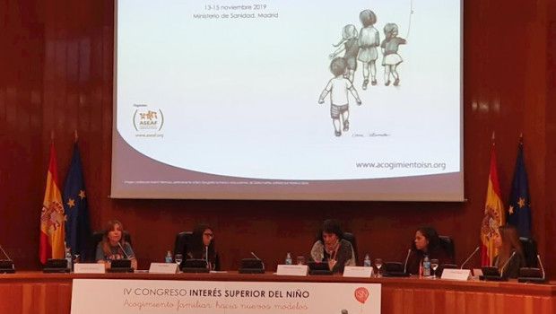 ep mesa redonda el acogimiento en los medios de comunicacion necesidad de difusion constante y veraz