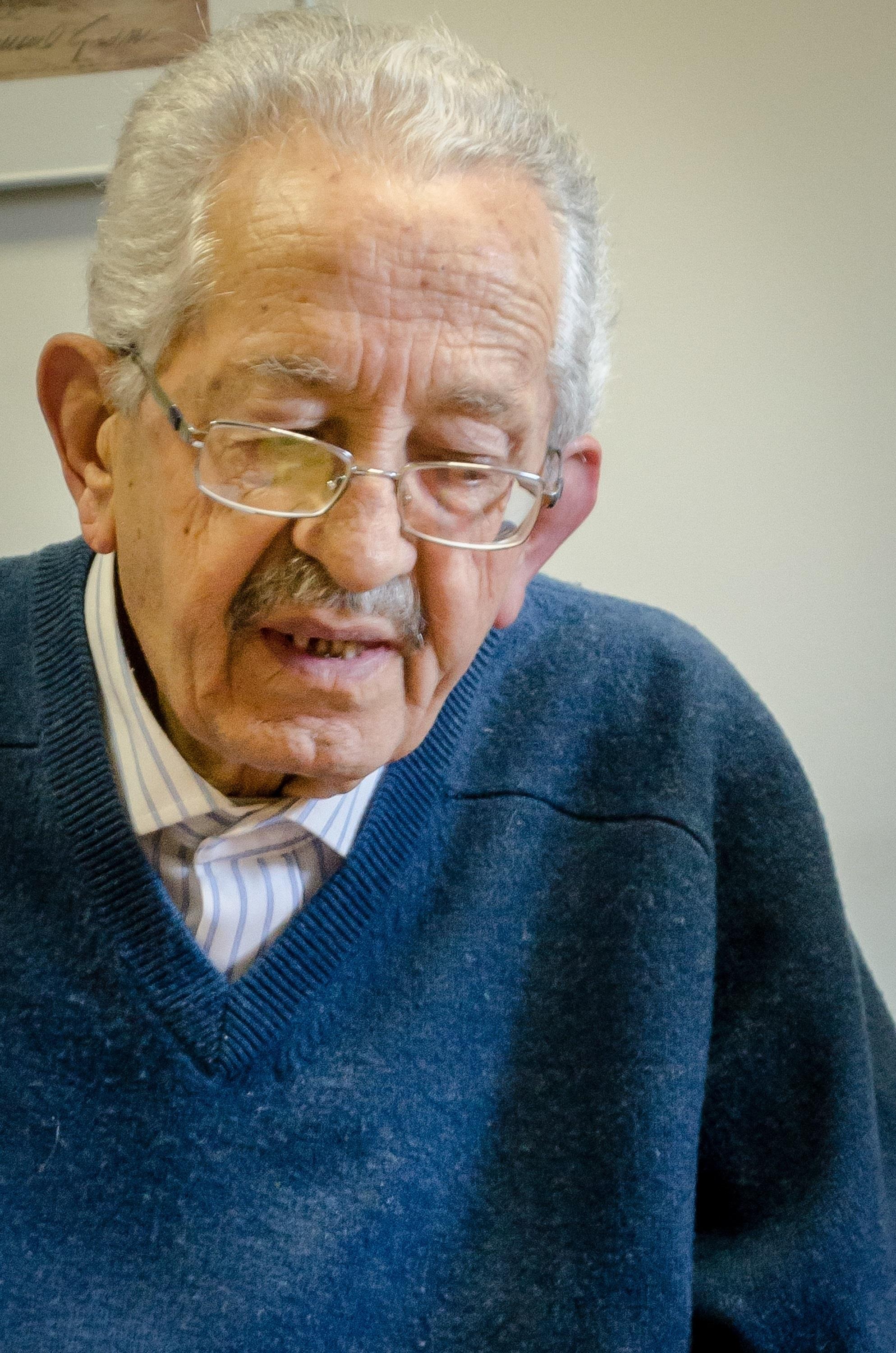 ep personas mayores pensar pensativos jubilados soledad solitario