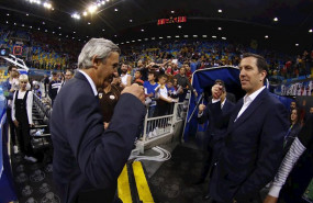 ep pesic y nacho rodriguez se saludan en la copa del rey de las palmas