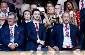 ep peter moore dcha en el palco del wanda metropolitano durante la final de la liga de campeones