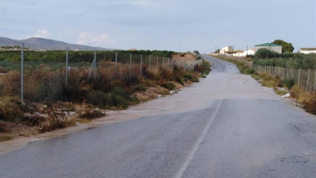 ep un tramo de la rm f-19 anegado de agua tras las lluvias