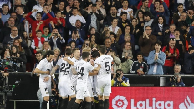 El Valencia sigue eufórico y el Villarreal sale del descenso | LALIGA ep valencia sigue euforicovillarreal saledescenso