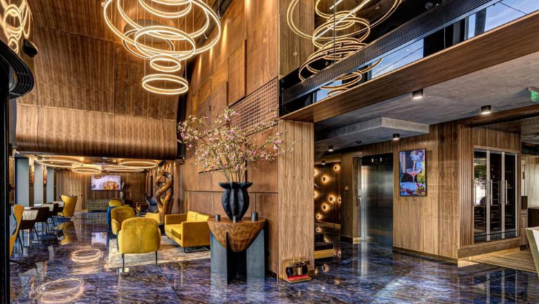 Vibre Hotel, Cluj-Napoca, Transylvania, Romania, received the Gold distinction for "Hotel of the Year – Independent Hotel, 5 Stars" at the 2026 TopHotel Awards, Romania's leading hospitality competition. vibre top hotel awards 20260602190505