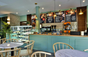 1654510592 canel rolls