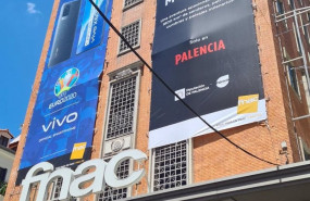 ep archivo   cartel promocional de la diputacion de palencia en la fachada de fnac
