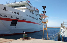 ep archivo   el ferry las palmas de gran canaria atracado en el puerto de almeria