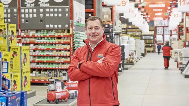 ep archivo   el hasta ahora ceo de brico dept iberia y director de marcas propias y comercial del