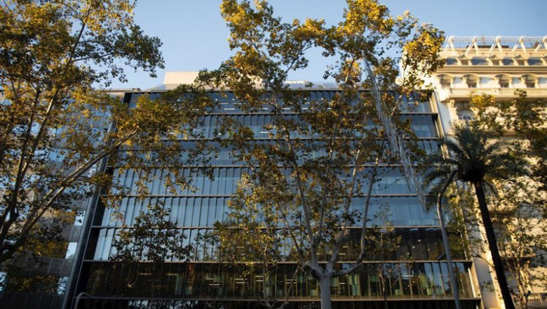 ep archivo   fachada de la sede de colonial en barcelona cataluna espana