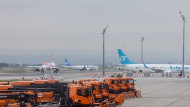 ep archivo   varios aviones en el aeropuerto adolfo suarez madrid barajas a 2 de enero de 2024 en
