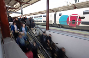 ep archivo   viajeros en la estacion de chamartin clara campoamor a 2 de enero de 2025 en madrid