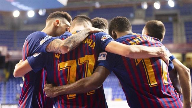 El Barça golea al Palma Futsal para ponerse líder | VÍCTOR SALGADO - FCB ep bara goleapalma futsalponerse lider