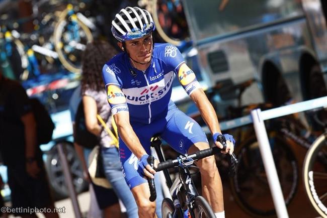 El ciclista Enric Mas (Quick-Step Floors) en La Vuelta 2018 | @ENRICMASNICOLAU ep ciclista enric mas quick-step floors envuelta 2018