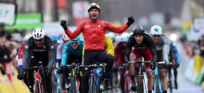 Colbrelli se impone en el sprint | ASO ep colbrelliimponesprint