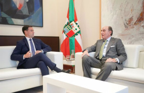 ep el lehendakari imanol pradales i y el presidente de iberdrola ignacio sanchez galan d durante una