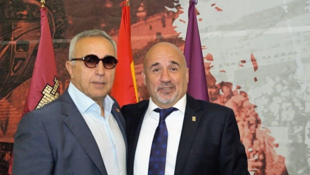 ep el presidente del coe alejandro blanco y el presidente de la federacion espanola de kickboxing y