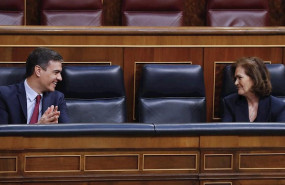 ep el presidente del gobierno pedro sanchez i y la vicepresidenta carmen calvo d durante la sesion
