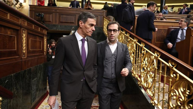 ep el presidente del gobierno pedro sanchez y el ministro de economia y comercio carlos cuerpo
