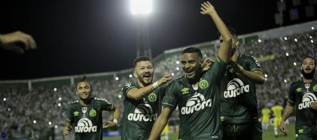 Equipo de fútbol Chapecoense | TWITTER ep equipofutbol chapecoense