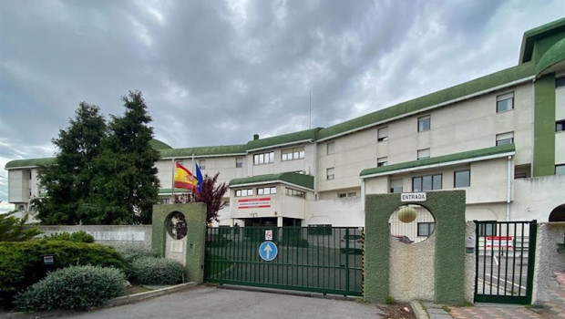 ep fachada de una residencia de mayores en alcorcon madrid