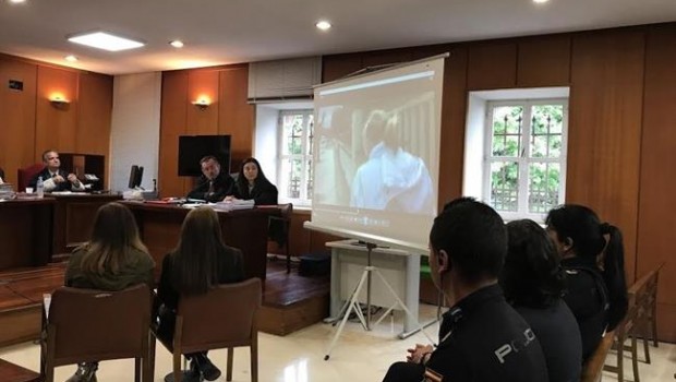 ep juicioacusadasasesinaruna ancianacastro
