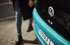 ep logo de volkswagen en el nuevo id3 100 electrico