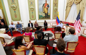ep presidente venezolano nicolas maduro se reunepalaciomirafloreslos activistas estadounidensesocuparonembajadawashington