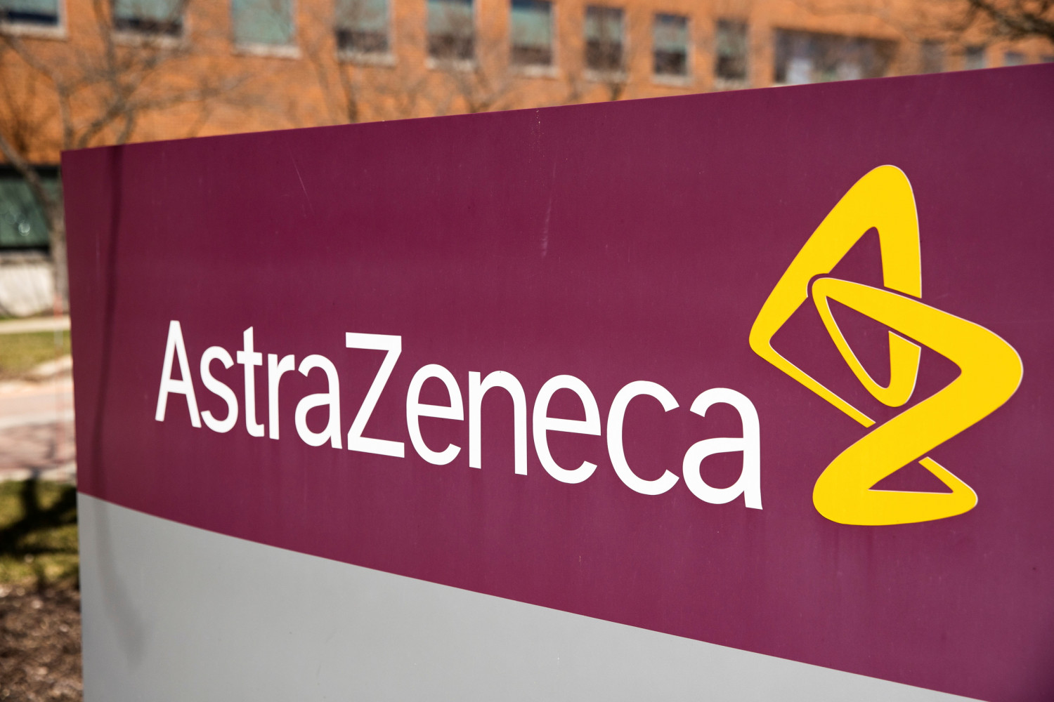 astrazeneca soumet a l ue une demande pour une usine de vaccins aux pays bas 20210411183427 