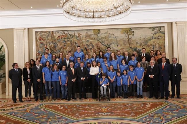 El Club Estudiantes, recibido por la Reina Letizia | CLUB ESTUDIANTES ep club estudiantes recibidola reina letizia