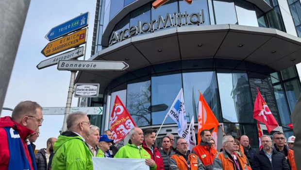 ep comite de empresa europeo cee de arcelormittal y representantes sindicales de luxemburgo belgica