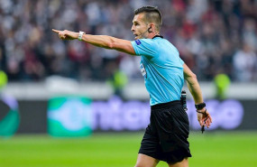 ep el arbitro espanol carlos del cerro grande