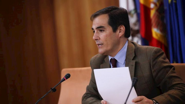ep el portavoz parlamentario del pp-a jose antonio nieto en rueda de prensa en el parlamento de