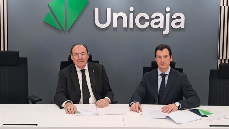 ep el presidente de saeca pablo pombo y el director de pymes negocios y productos de empresa de
