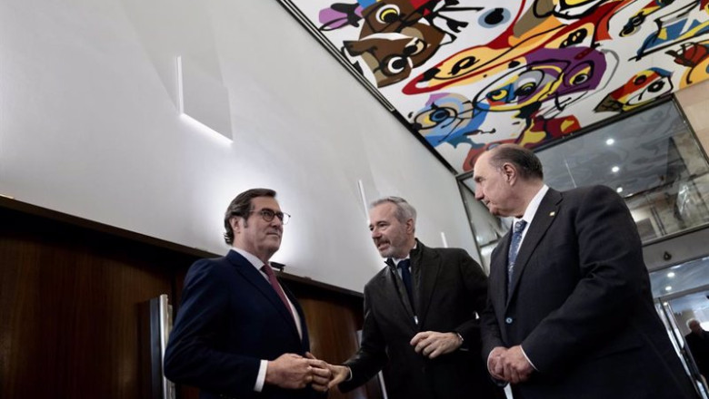 ep el presidente del gobierno de aragon jorge azcon el presidente de ceoe antonio garamendi y el ep el presidente del gobierno de aragon jorge azcon el presidente de ceoe antonio garamendi y el