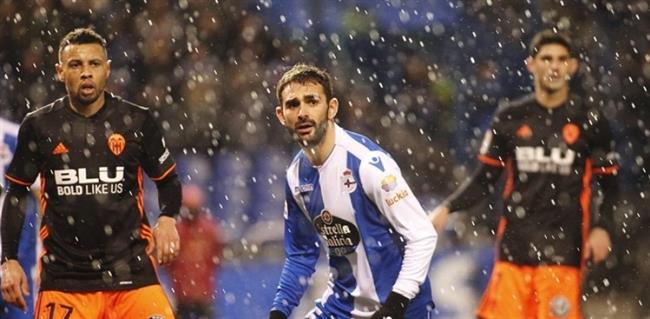 Guedes y los errores del Deportivo guían al Valencia a la victoria en Riazor | LALIGA.ES ep guedeslos erroresdeportivo guianvalenciala victoriariazor