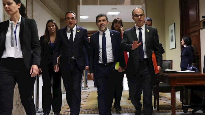 (I-D) El exconsjero de Territorio y Sostenibilidad de la Generalitat, Josep Rull; el expresidente de ANC, Jordi Sànchez; y el exconsejero de Presidencia, Jordi Turull, todos presos del procés, salen del Congreso de los Diputados, donde han iniciado los tr | Marta Fernández - Europa Press - Archivo ep i-d el exconsjero de territorio y sostenibilidad de la generalitat josep rull el expresidente de