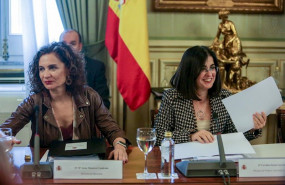 ep la ministra de hacienda y portavoz del gobierno maria jesus monteroy la ministra de politica
