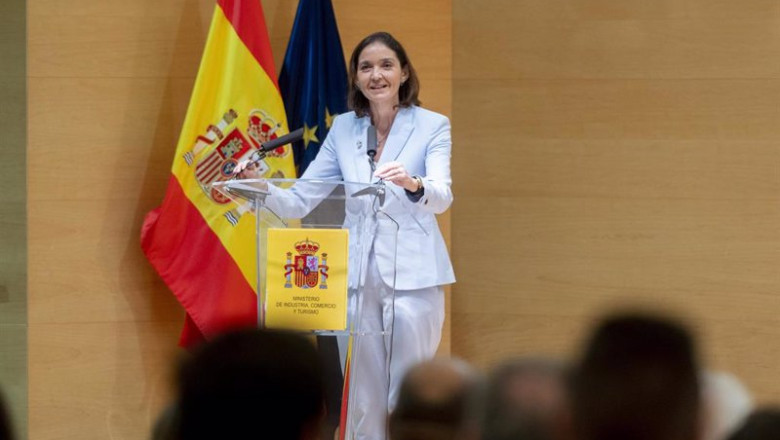 ep la ministra de industria comercio y turismo reyes maroto interviene durante la firma del acuerdo ep la ministra de industria comercio y turismo reyes maroto interviene durante la firma del acuerdo