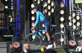 ep nairo quintana en la salida del tour