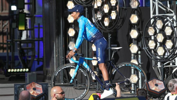ep nairo quintana en la salida del tour