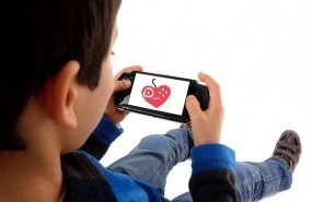 ep nino jugando videojuegosalud